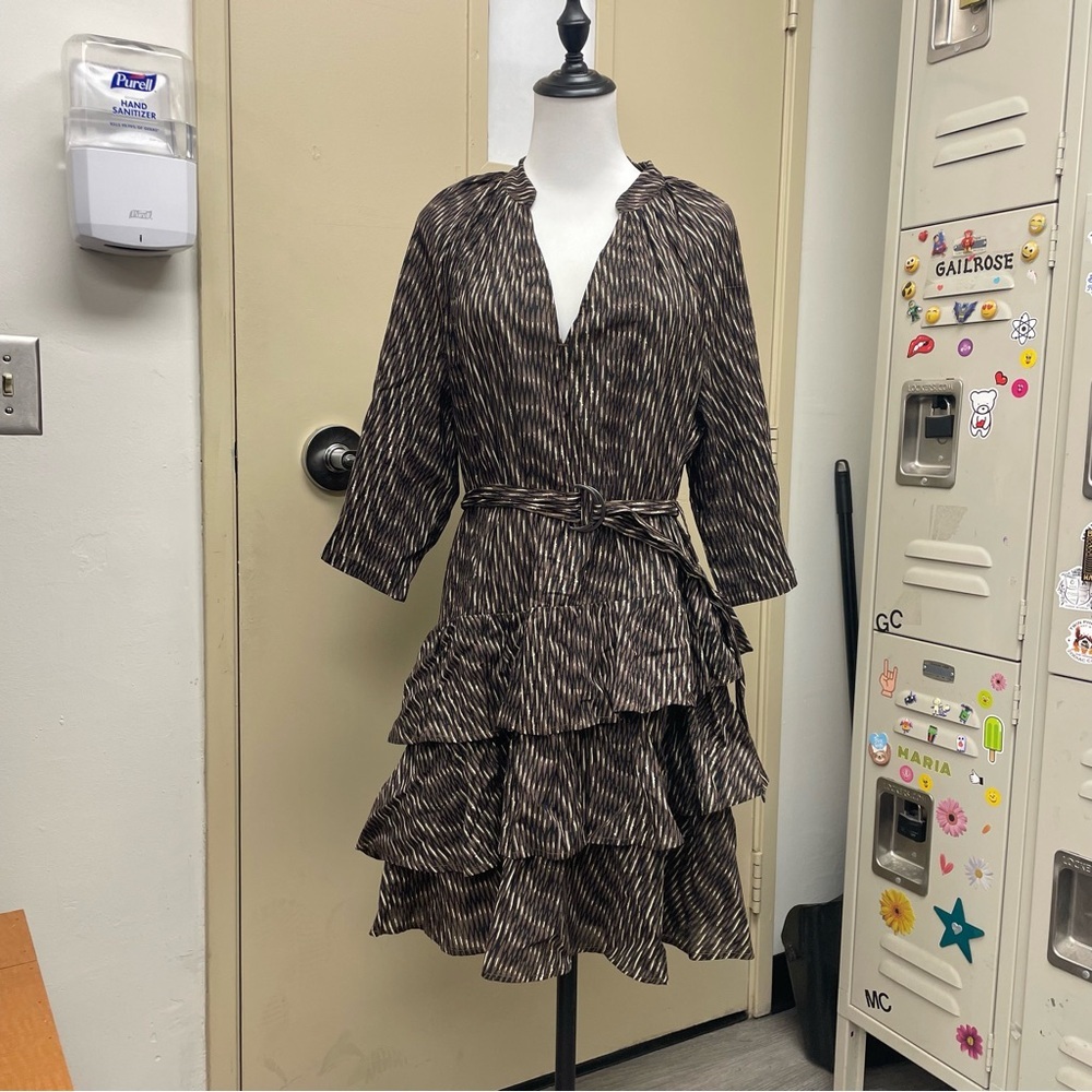 Banana Republic belted dress tiered skirt size L black brown